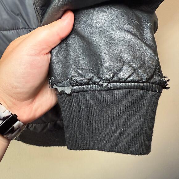 Levi's Men's Faux Leather Sleeves Full Zip Hooded Jacket Black Size Large - Picture 4 of 10